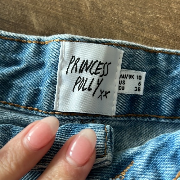 PRINCESS POLLY ‼️ Never worn ‼️ long Jean shorts - Picture 4 of 5